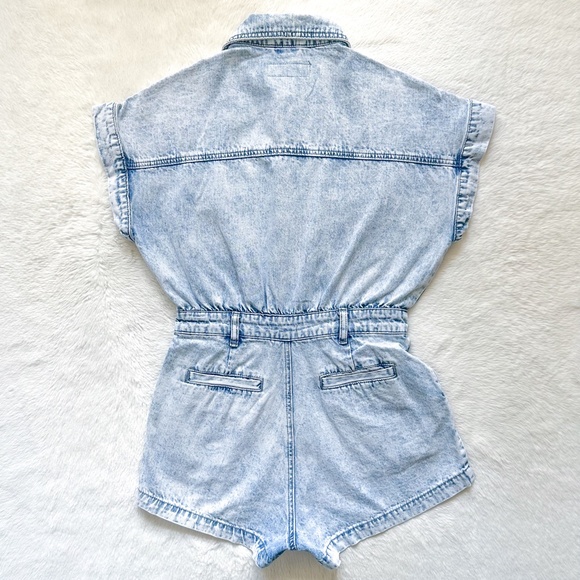 BLANKNYC Head Backstage Acid Wash Denim Romper Jumpsuit - Picture 10 of 14